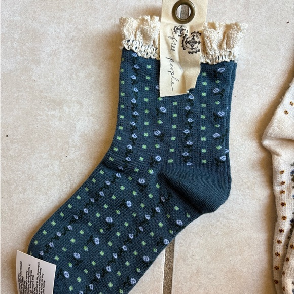 !NWT! Free People Patterned Socks Bundle - Picture 2 of 5